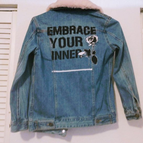 Girls 7/8 Cols Denim Jacket with Fluffy Pink Collar - Picture 1 of 3